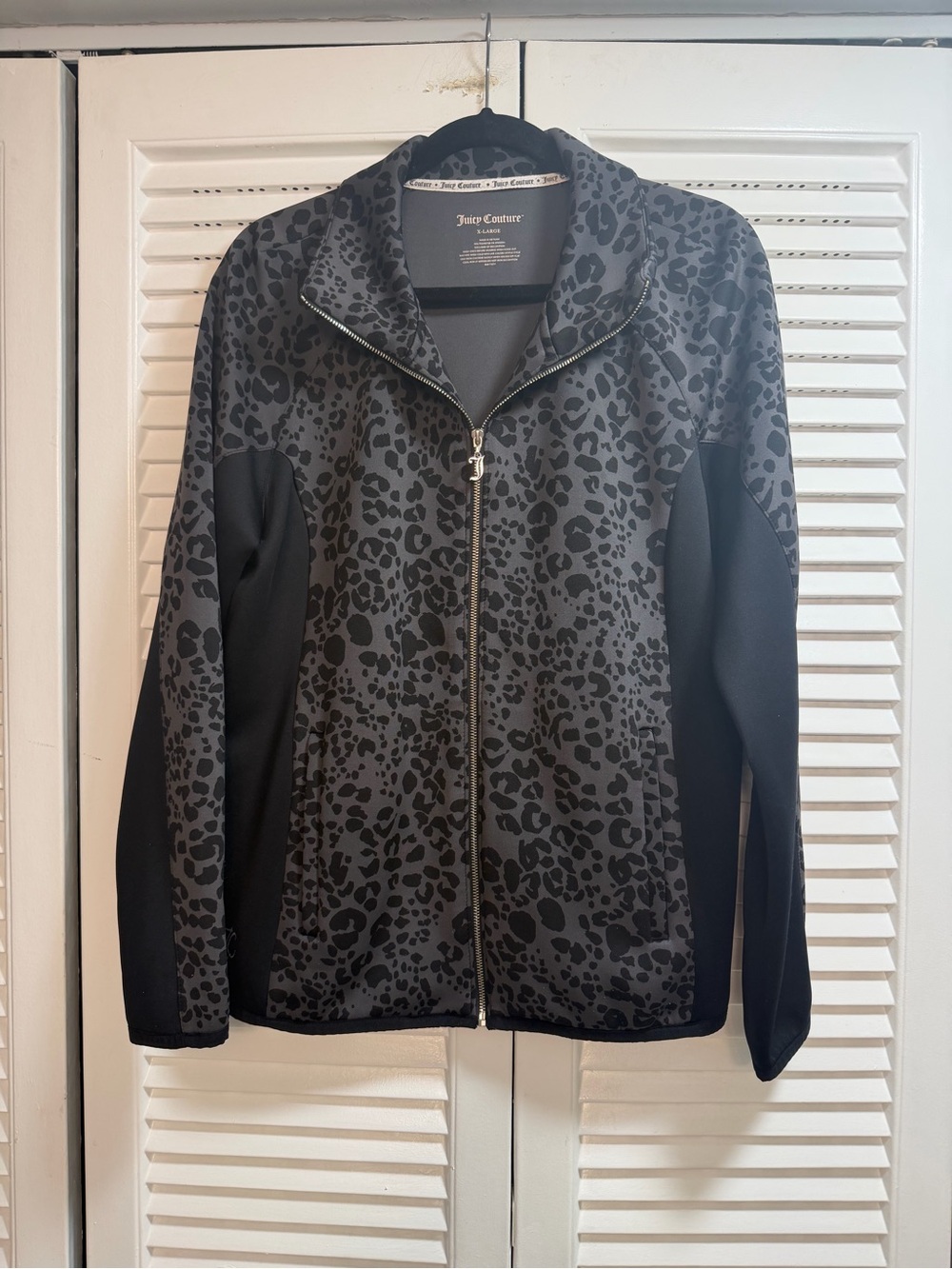 Juicy Couture Y2K Black & Gray Leopard-Print Zip Front Utility Jacket Size XL
